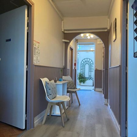 Hotel Des Ducs Nevers Buitenkant foto