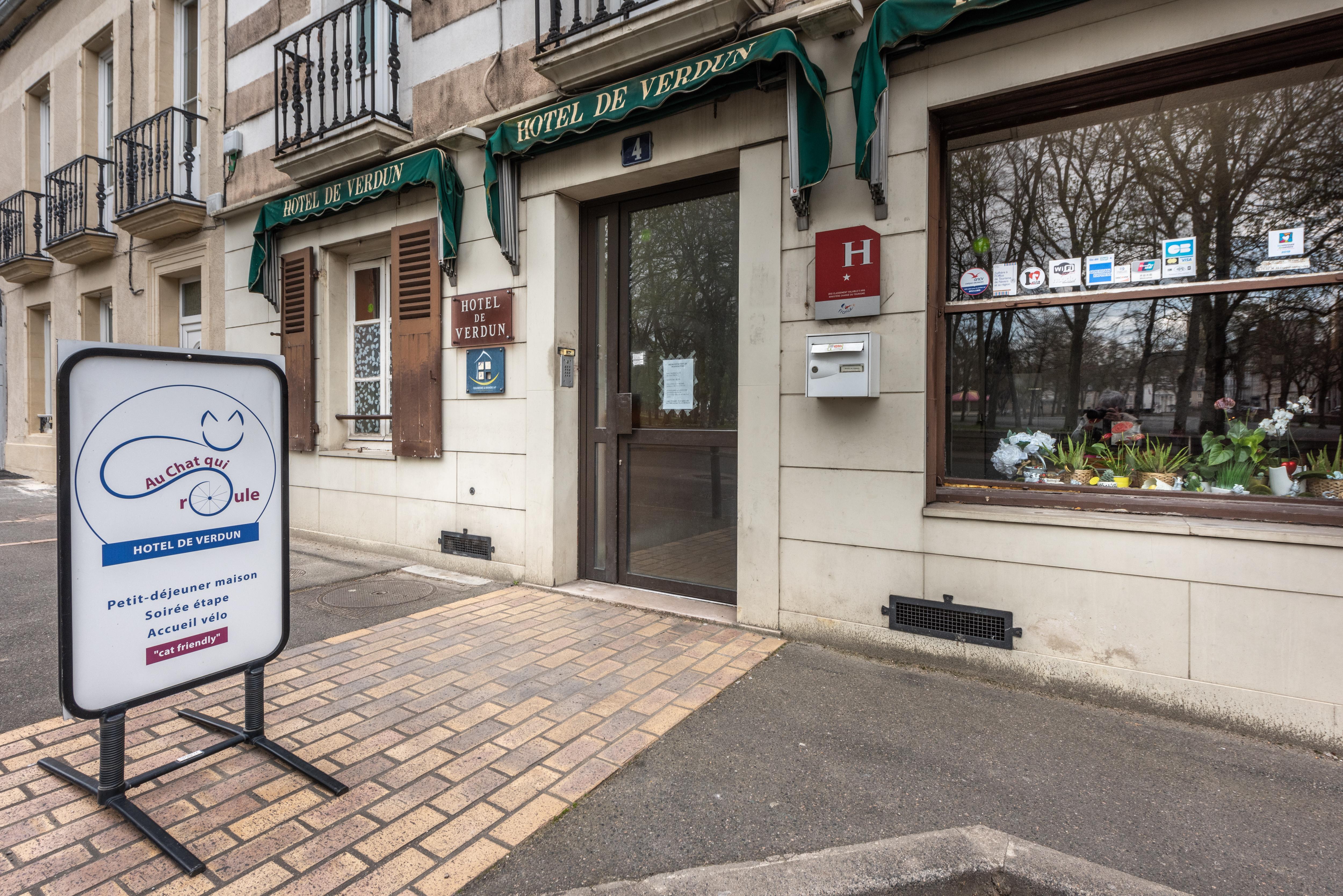Hotel Des Ducs Nevers Buitenkant foto