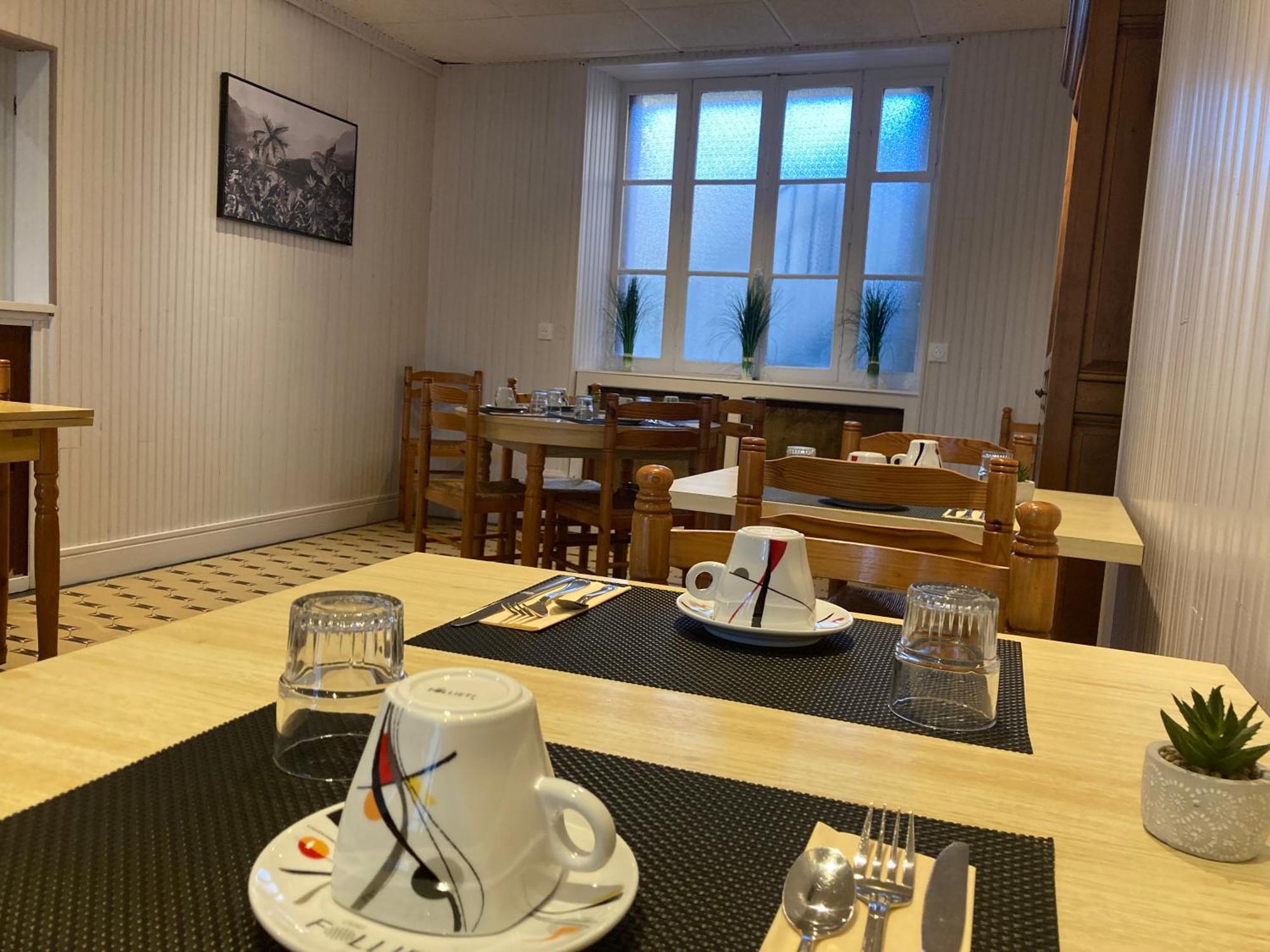Hotel Des Ducs Nevers Buitenkant foto