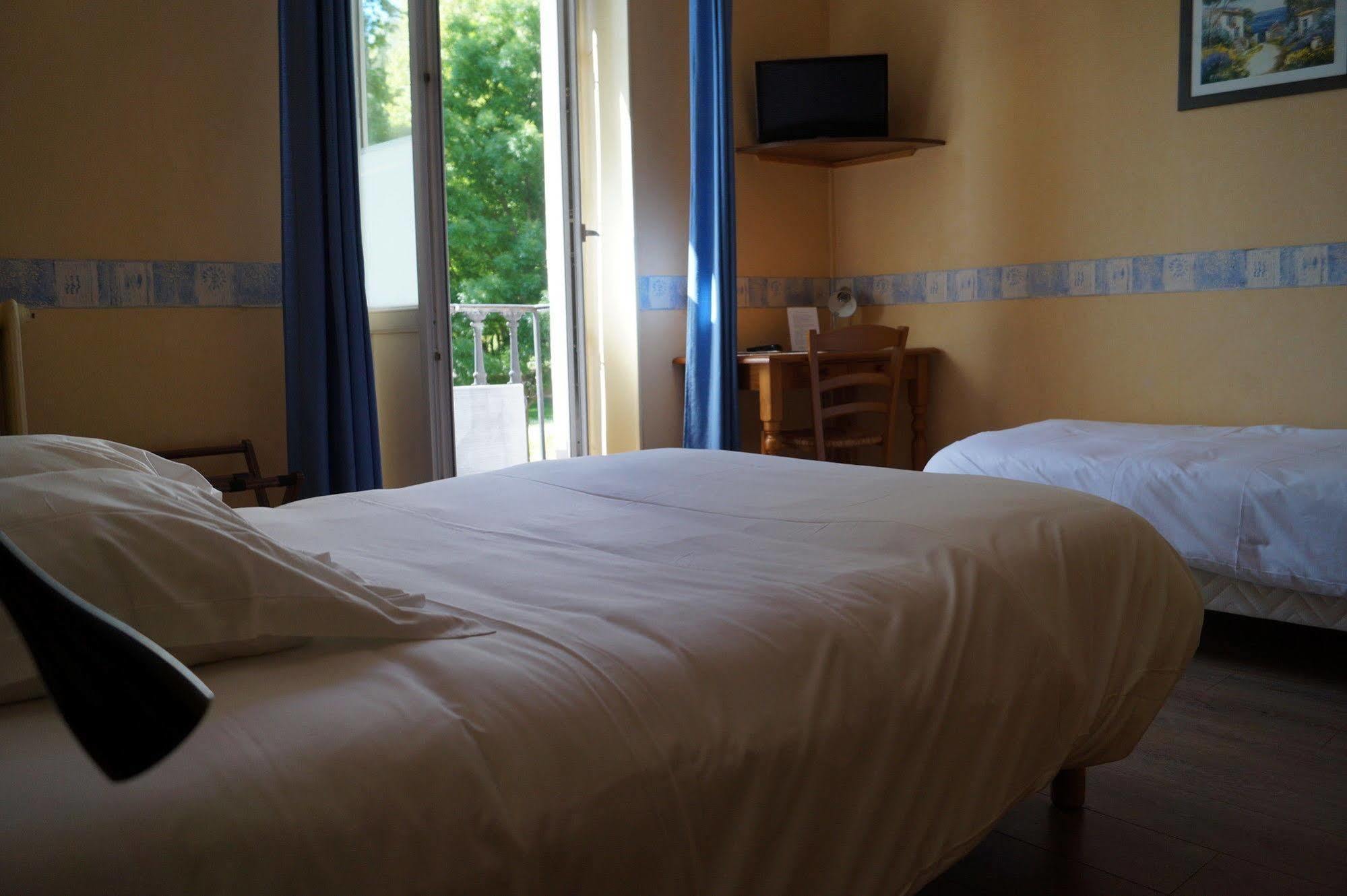 Hotel Des Ducs Nevers Buitenkant foto